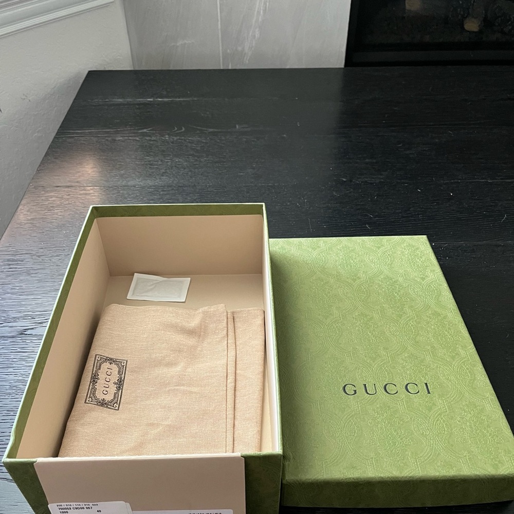 Gucci Woman Leather Malaga Kid Loafer Pump aka the Blonde Mid Heel Pumps - Picture 12 of 14